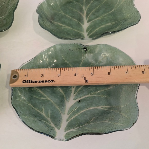Set of 4 Vintage Green Glass Cabbage Leaf Shaped Serving Dishes Appetizer Plates - Picture 12 of 16